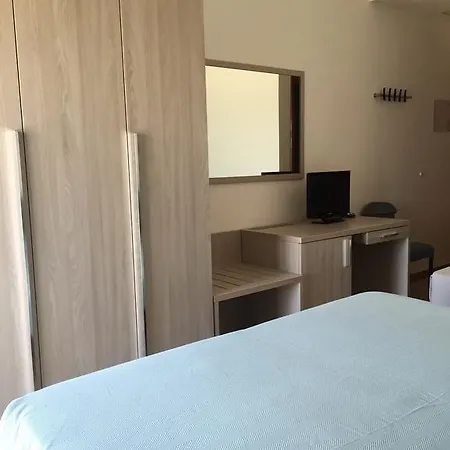 Mareblu 3* סניגליה